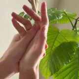 ばね指とは？原因・症状・治療法と指の痛みを改善するためのポイント